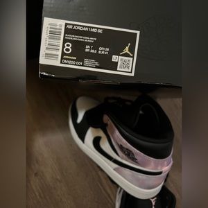 AIR JORDAN 1 MID SE
